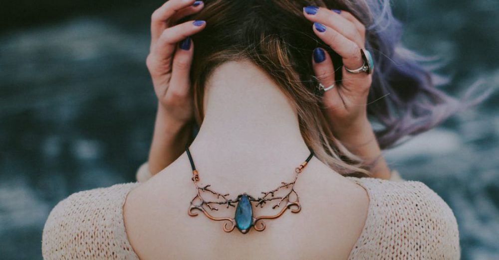 What Are the Best Statement Necklaces?
